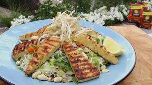 Warm Tofu Salad with Rice Vermicelli recipe